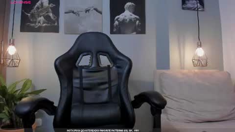 danteread online show from June 25, 3:17 am