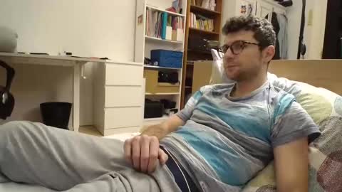 Snapshot of dantheman233 chatting on November 19, 5:57 pm Daniel online show from November 19, 5:57 pm