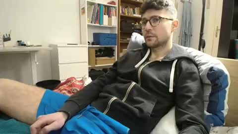 Snapshot of dantheman233 chatting on January 17, 8:01 pm Daniel online show from January 17, 8:01 pm