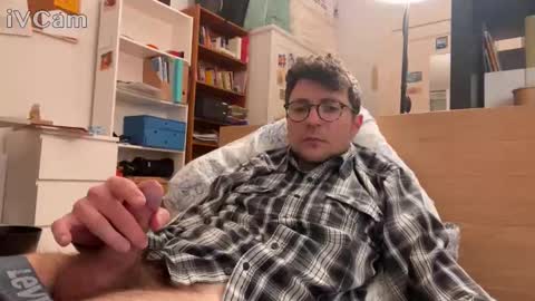 Snapshot of dantheman233 chatting on March 5, 8:16 pm Daniel online show from March 5, 8:16 pm