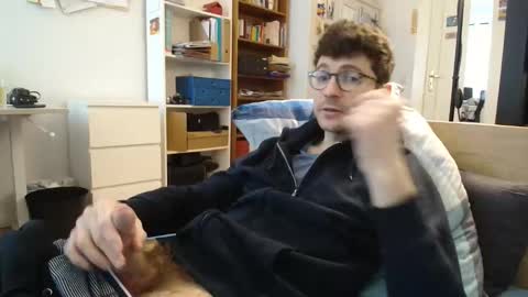 Snapshot of dantheman233 chatting on April 1, 10:27 am Daniel online show from April 1, 10:27 am