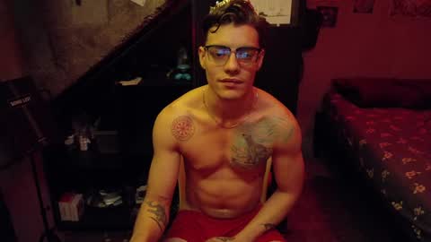 dany_kyng online show from May 11, 9:23 pm