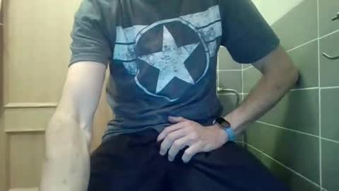 Snapshot of danydotado chatting on October 21, 8:04 am danydotado online show from October 21, 8:04 am