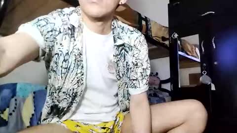 Snapshot of danylano chatting on April 8, 10:21 pm Daniel online show from April 8, 10:21 pm