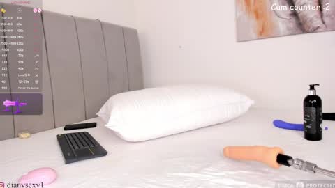 Snapshot of danysexy_ chatting on March 9, 5:44 am Diana IG dianysexy1 online show from March 9, 5:44 am