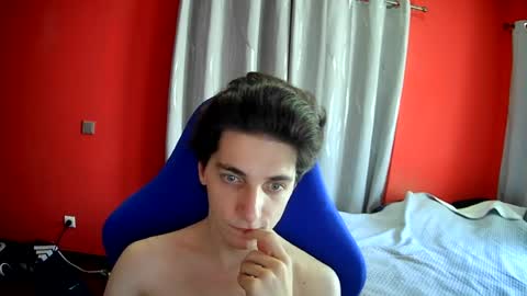 Snapshot of danywhiteyb chatting on June 28, 11:49 am danywhiteyb online show from June 28, 11:49 am