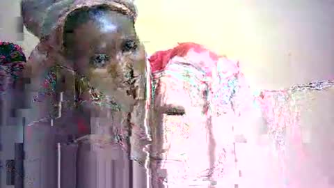 daphne online show from April 3, 6:17 pm