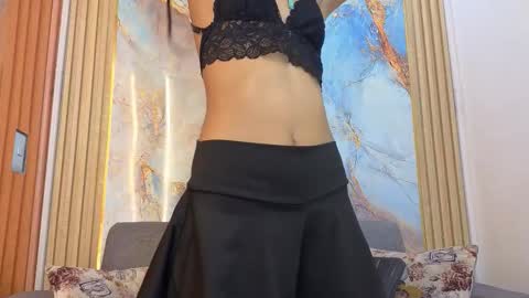 daphne_celestin23_aws online show from October 8, 10:07 pm