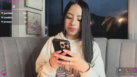 daphne_chers online show from April 25, 10:51 am