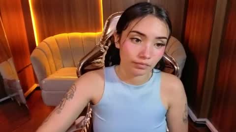 Snapshot of daphne_nicole_b chatting on May 11, 4:04 pm daphne_nicole_b online show from May 11, 4:04 pm