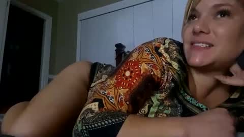 DaphneeAteVelma69 online show from January 4, 12:49 pm