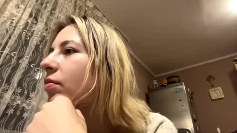 Monika online show from March 20, 8:25 pm