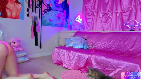 Daphne Madison online show from March 5, 9:22 pm