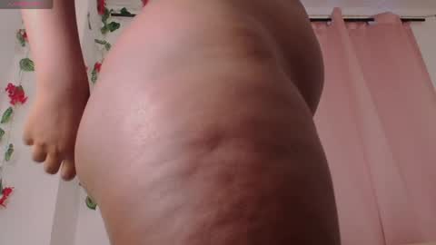 Daphne online show from April 18, 1:37 pm