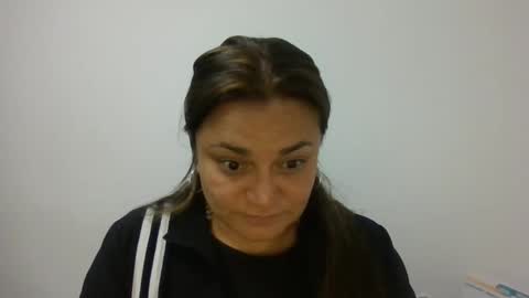 dapnne online show from November 14, 7:45 pm