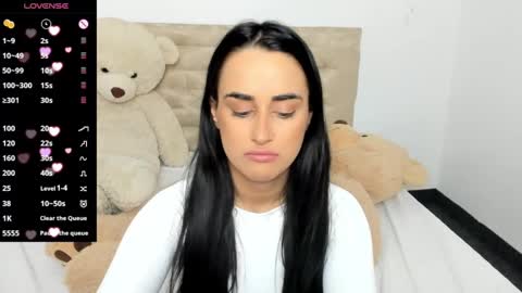 Snapshot of darciejane chatting on December 21, 12:09 am Darcie online show from December 21, 12:09 am