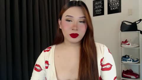 Snapshot of darcy_world chatting on September 9, 5:45 pm DARCY online show from September 9, 5:45 pm