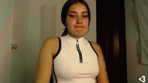 Darcy Reed3 online show from December 6, 9:32 am