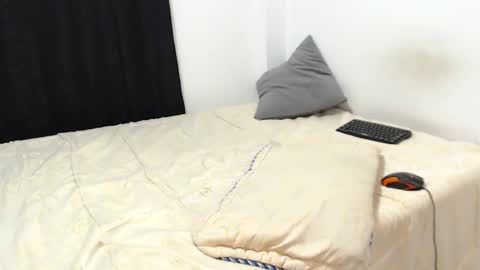 Snapshot of darekgates chatting on October 25, 4:13 pm Darekgates online show from October 25, 4:13 pm