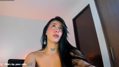 Snapshot of dariana__mendozaa chatting on December 28, 7:11 am online show from December 28, 7:11 am