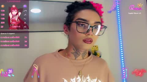 Snapshot of darianna_atehortua chatting on April 1, 5:19 am Dary online show from April 1, 5:19 am