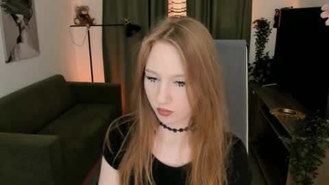 Daria Tate online show from May 17, 11:39 am