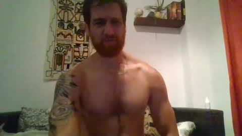 Snapshot of dariensur chatting on February 7, 2:40 am Darien online show from February 7, 2:40 am