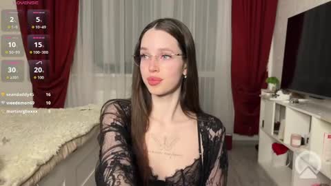 Snapshot of darina_night chatting on April 16, 9:15 pm Darina Night online show from April 16, 9:15 pm