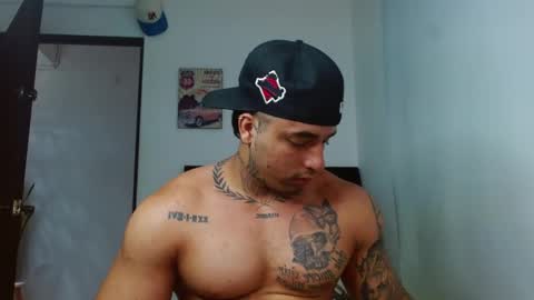 Snapshot of darius_phoenix chatting on October 6, 7:22 pm Darius Phoenix  online show from October 6, 7:22 pm