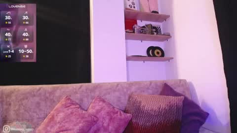 Dark online show from May 14, 11:00 pm