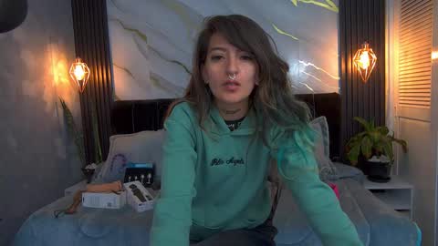dark_dominika online show from May 15, 12:56 pm