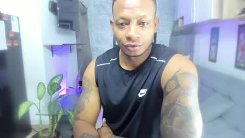 dark_dominion online show from March 5, 12:39 am