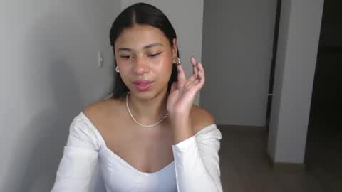 Snapshot of dark_enchantress_ chatting on December 28, 10:55 pm Sofia online show from December 28, 10:55 pm