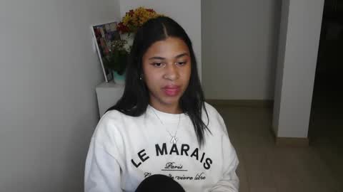 Snapshot of dark_enchantress_ chatting on January 16, 5:42 am Sofia online show from January 16, 5:42 am