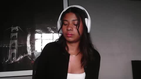 Snapshot of dark_enchantress_ chatting on February 7, 11:08 pm Sofia online show from February 7, 11:08 pm