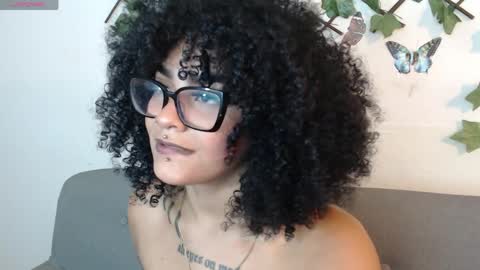 dark_flama online show from May 9, 2:06 am
