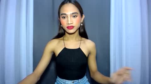 Snapshot of dark_hurohuro19 chatting on February 17, 11:44 pm LIANNA online show from February 17, 11:44 pm