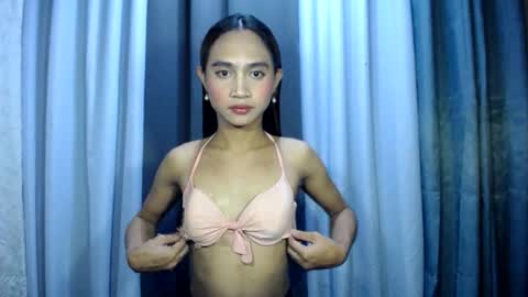 Snapshot of dark_hurohuro19 chatting on March 27, 1:00 pm LIANNA online show from March 27, 1:00 pm