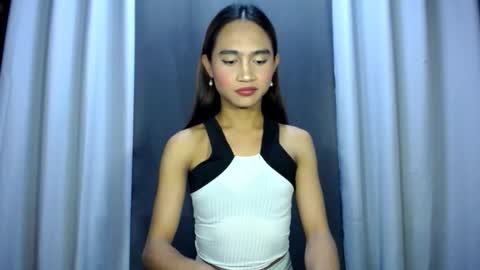 Snapshot of dark_hurohuro19 chatting on March 30, 12:17 pm LIANNA online show from March 30, 12:17 pm