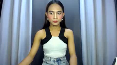 Snapshot of dark_hurohuro19 chatting on April 1, 2:56 am LIANNA online show from April 1, 2:56 am