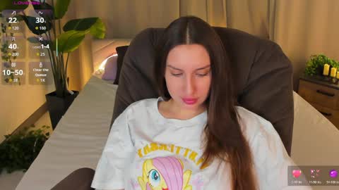 Snapshot of dark_jerry chatting on April 1, 4:13 am Celine online show from April 1, 4:13 am