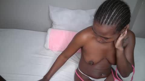 Snapshot of dark_lovly chatting on October 27, 4:55 pm dark_lovly online show from October 27, 4:55 pm