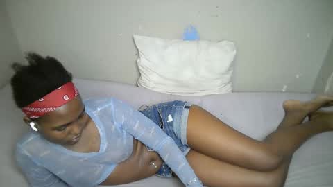 dark_lovly online show from December 16, 10:26 pm