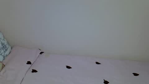 dark_petite_ online show from May 5, 8:39 pm