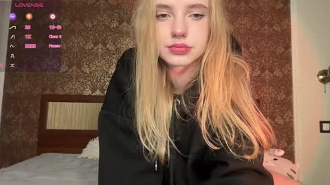 Darkside online show from December 20, 12:30 am