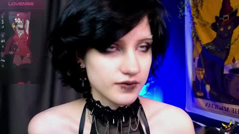Vamp  online show from December 12, 12:05 am