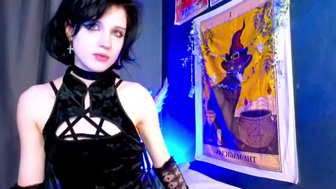 Vamp  online show from December 29, 8:58 pm