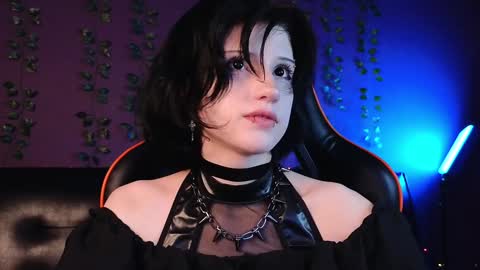 Vamp  online show from January 18, 9:34 pm