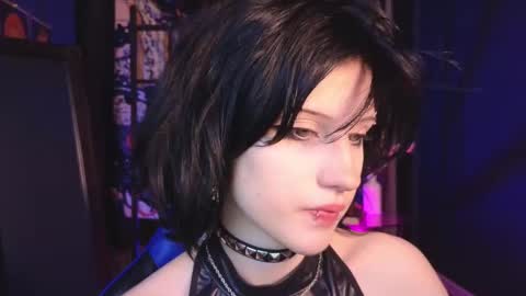 Vamp  online show from February 9, 10:00 pm