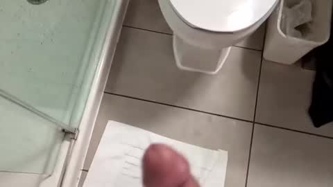 Snapshot of darkale24759843 chatting on November 25, 11:38 pm darkale24759843 online show from November 25, 11:38 pm